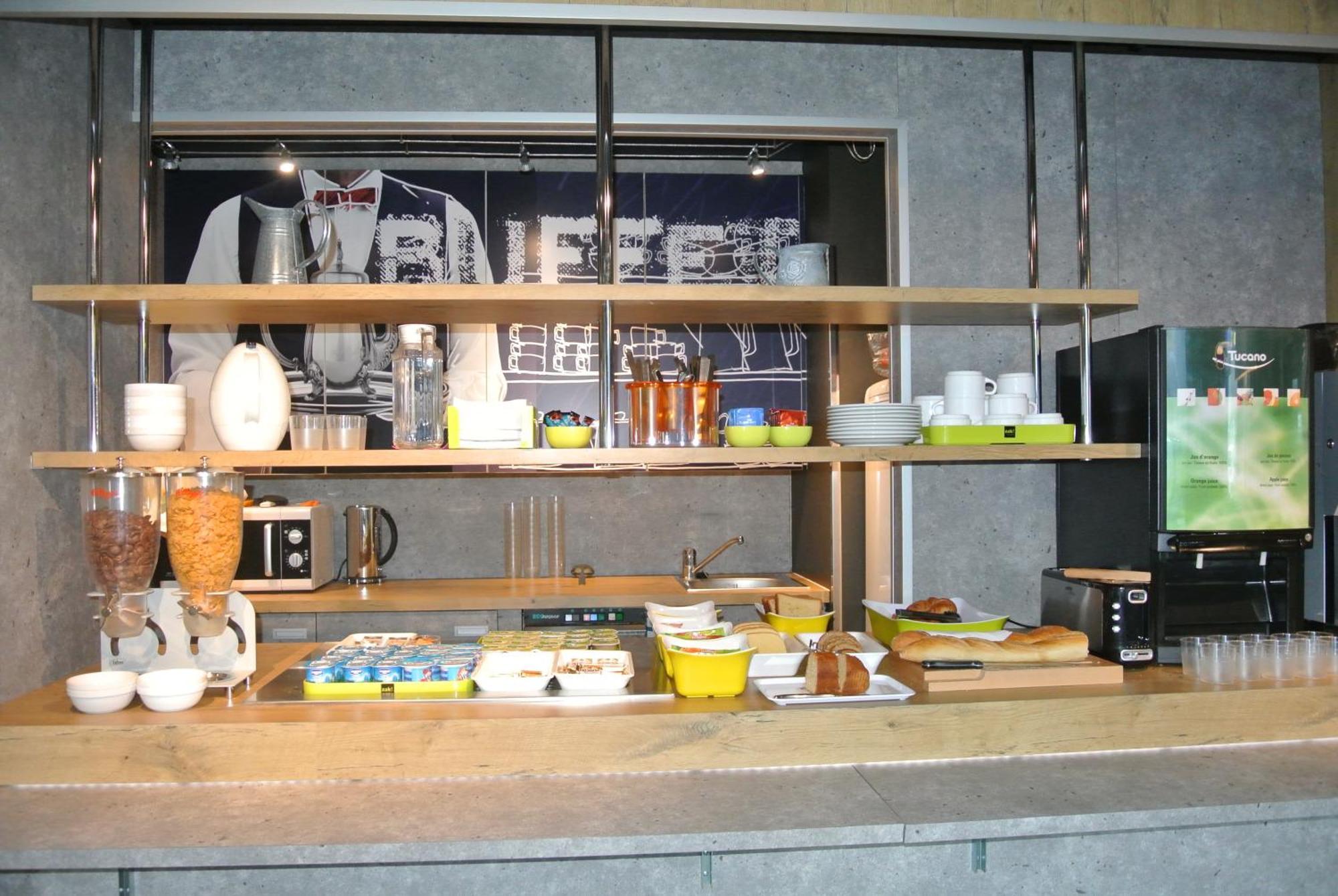 Ibis Budget Chambery Sud Challes Les Eaux Exteriör bild