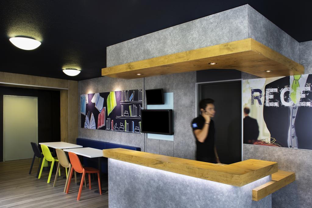 Ibis Budget Chambery Sud Challes Les Eaux Exteriör bild
