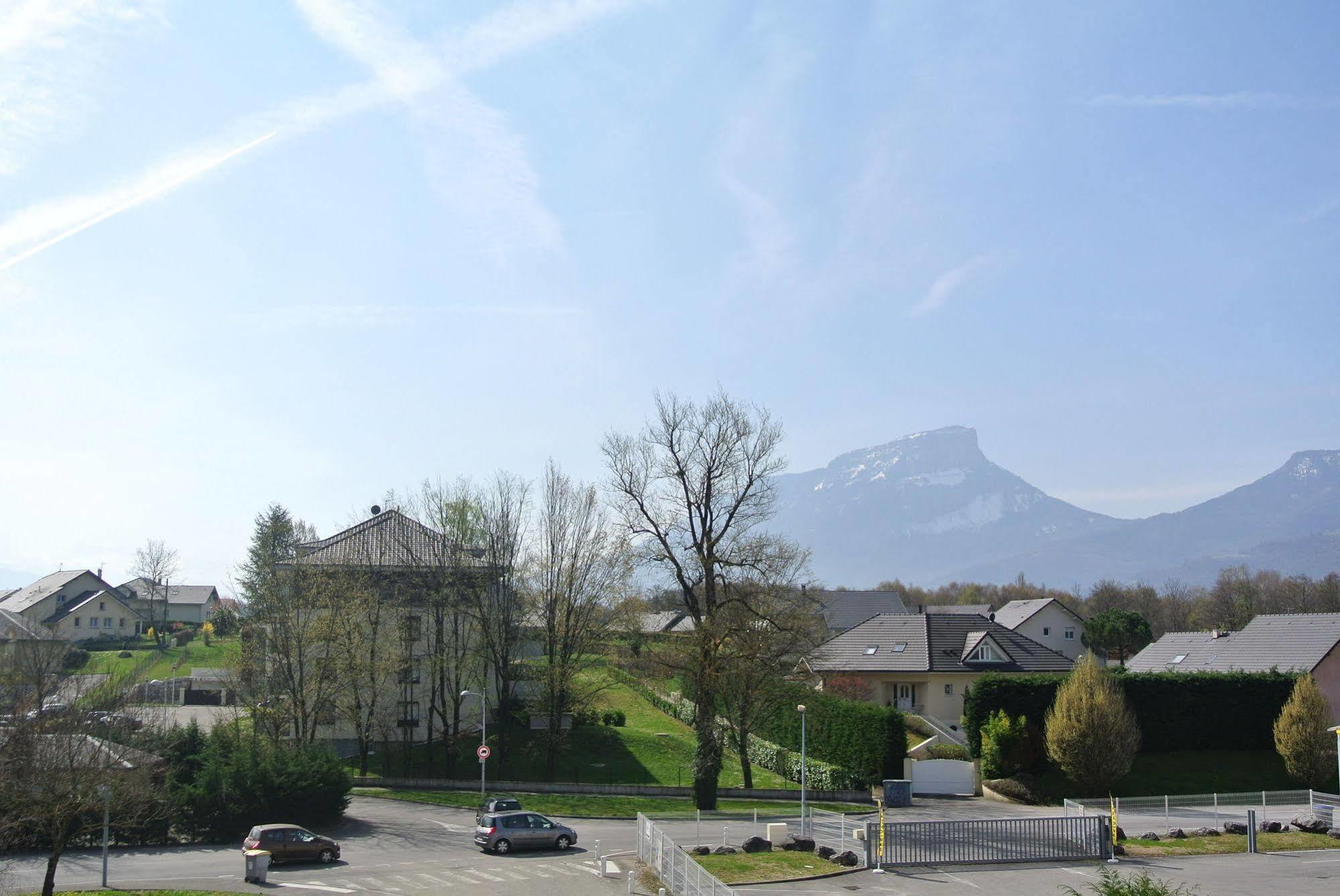 Ibis Budget Chambery Sud Challes Les Eaux Exteriör bild